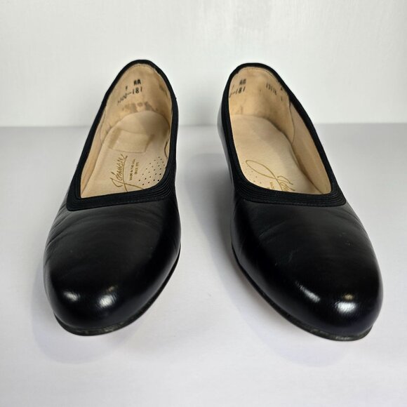 Vintage Johansen Black Leather 1.25" Kitten Heels Slip-On 9AA Made In USA - Picture 5 of 11